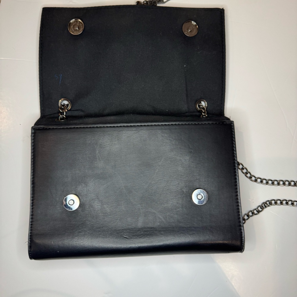 Badgley Mischka Black Leather Chain Crossbody Bag Tassel Accent Purse Cocktail - Picture 9 of 13
